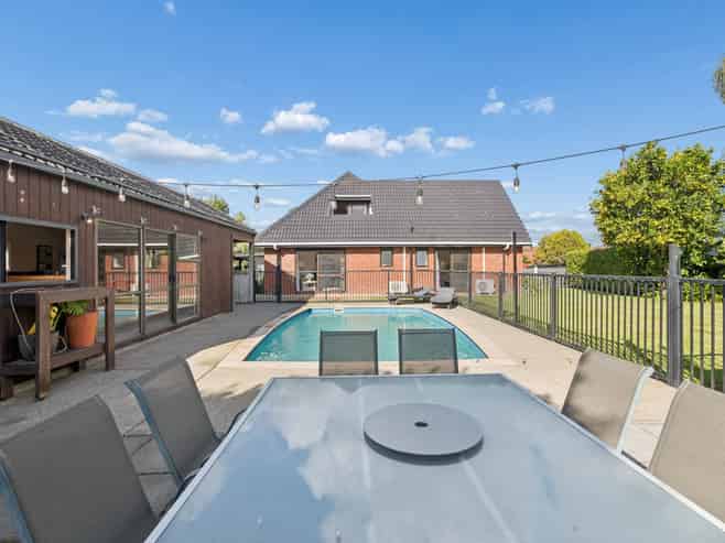 10 Pedlar Place, Conifer Grove