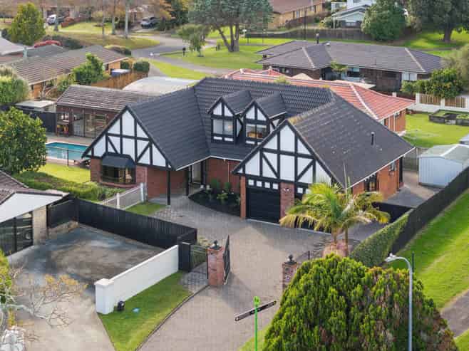 10 Pedlar Place, Conifer Grove