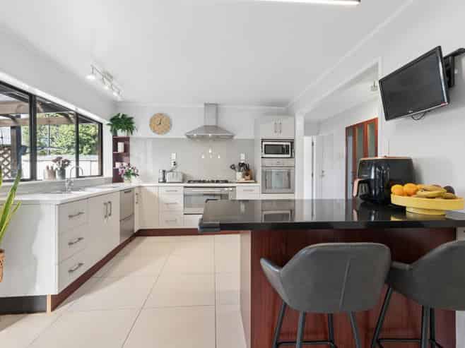 10 Pedlar Place, Conifer Grove