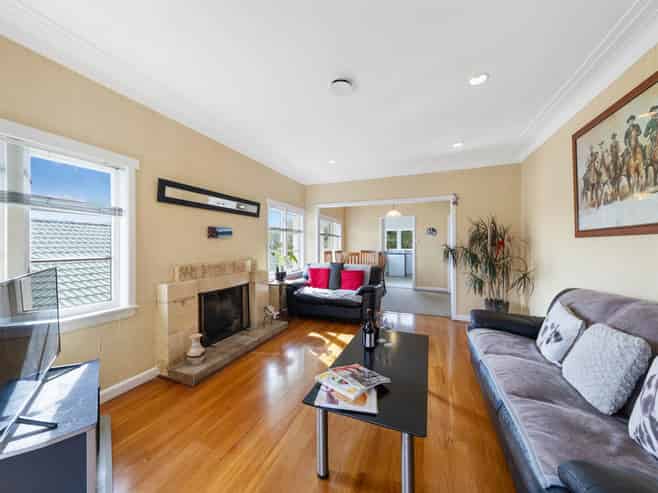 30 Grande Vue Road, Hillpark