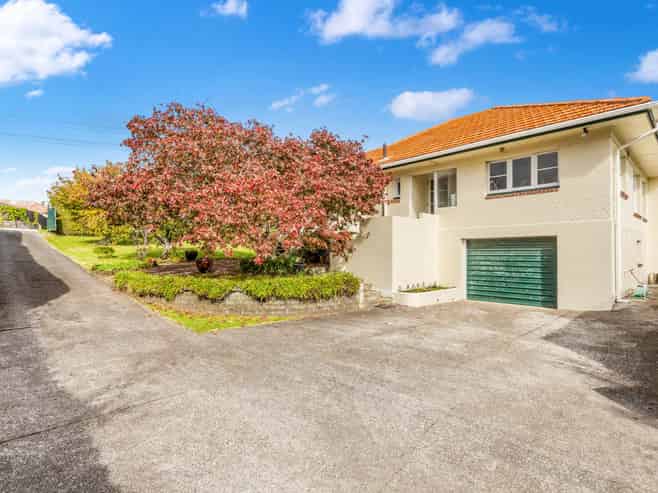 30 Grande Vue Road, Hillpark