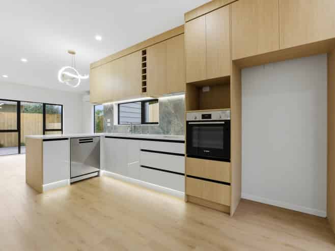 3D Cherry Road, Bucklands Beach