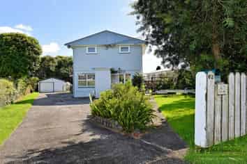 62 McIntyre Road, Mangere Bridge