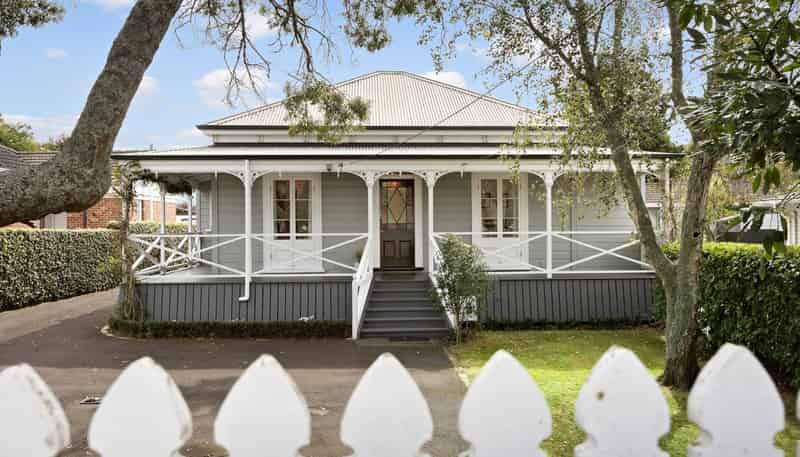 50 Main Highway, Ellerslie