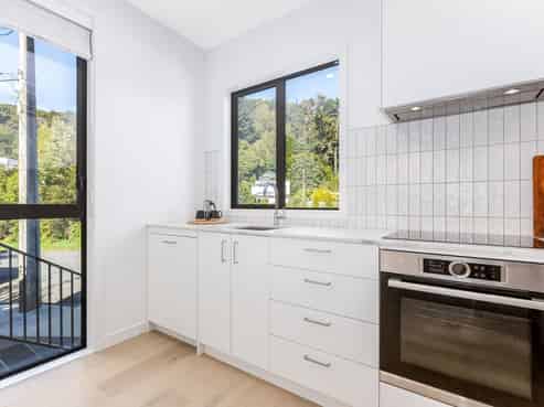 1/323 Riverside Drive, Waterloo