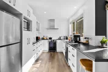 877 Governors Bay Road, Governors Bay