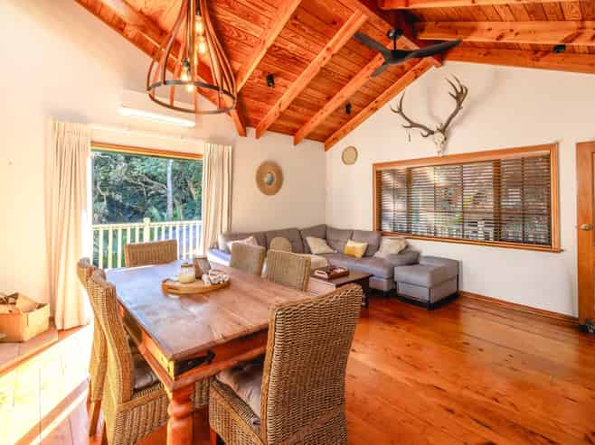 31 Hekerua Road, Oneroa