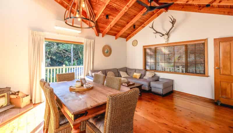 31 Hekerua Road, Oneroa