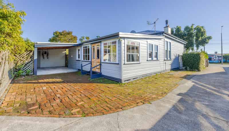 83 Meeanee Road, Taradale