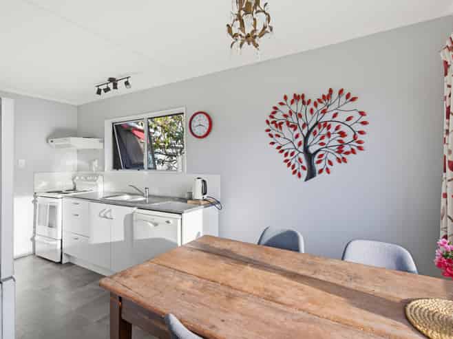 58B Leinster Avenue, Raumati South