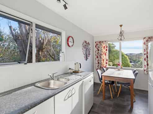 58B Leinster Avenue, Raumati South
