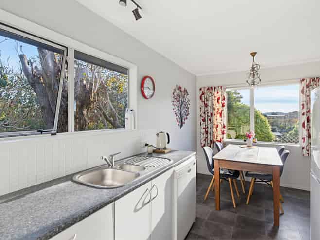 58B Leinster Avenue, Raumati South
