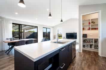 2 Andy Whiting Place, Stoke