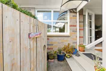 203 Parkhurst Road, Parakai, Helensville