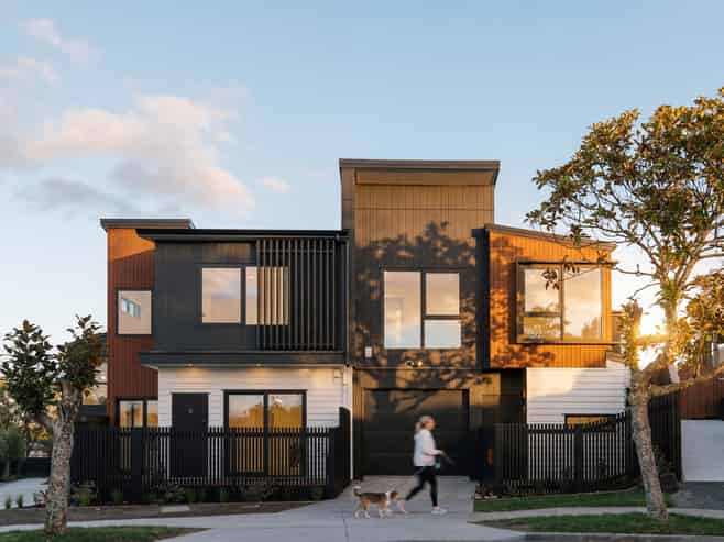18A-E Mallard Place, Unsworth Heights