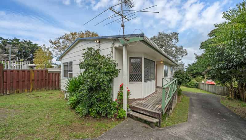 1/11 Hughes Terrace, Te Atatu Peninsula