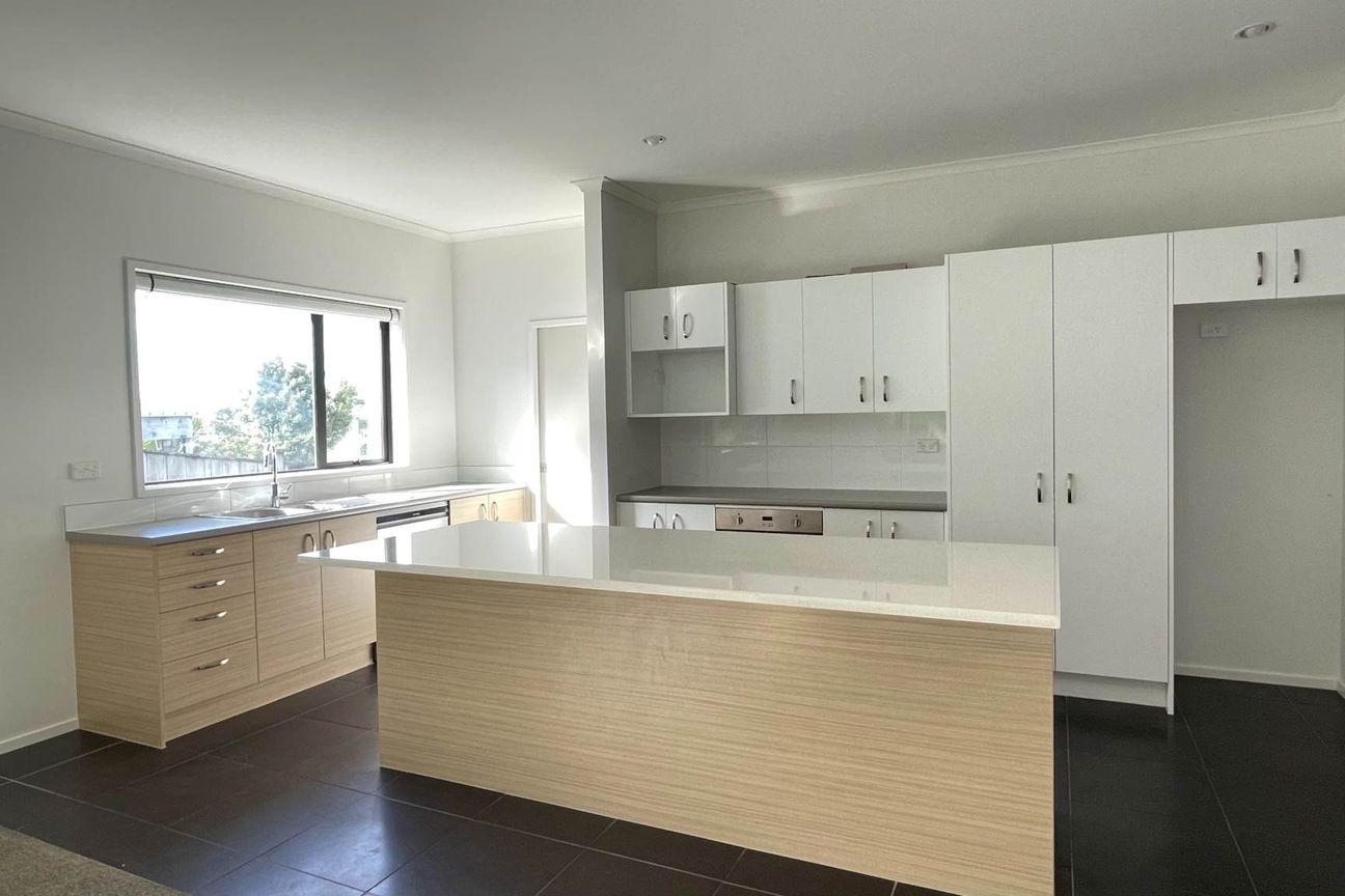 Modern Family Living in Beautiful Orewa – pohled 3