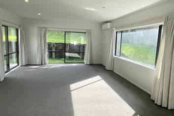 80 Waldorf Crescent, Orewa
