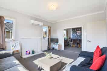 11 Cochrane Street, Fairy Springs