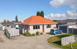 11 Cochrane Street, Fairy Springs
