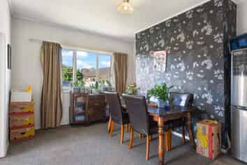 11 Cochrane Street, Fairy Springs