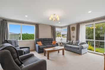 724 Queens Drive, Waikiwi
