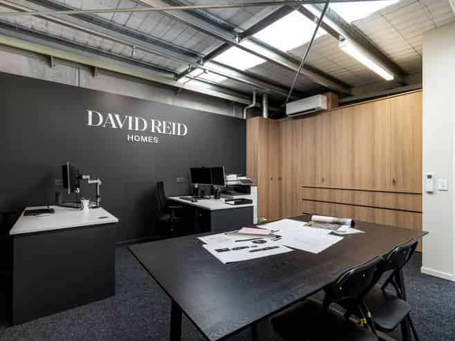 Warehouse/Office in Cube Court