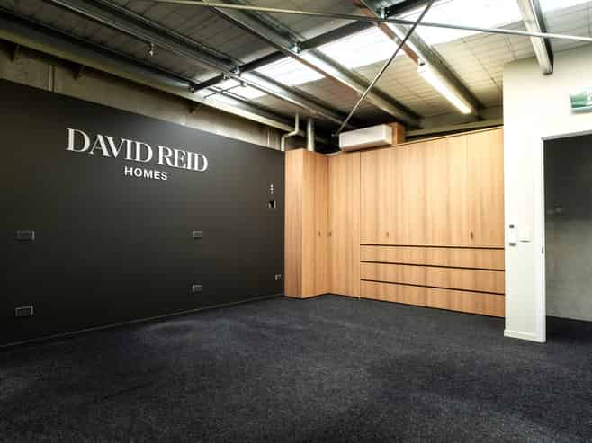 Warehouse/Office in Cube Court
