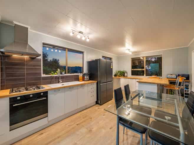 11 Roband Crescent, Brown Owl
