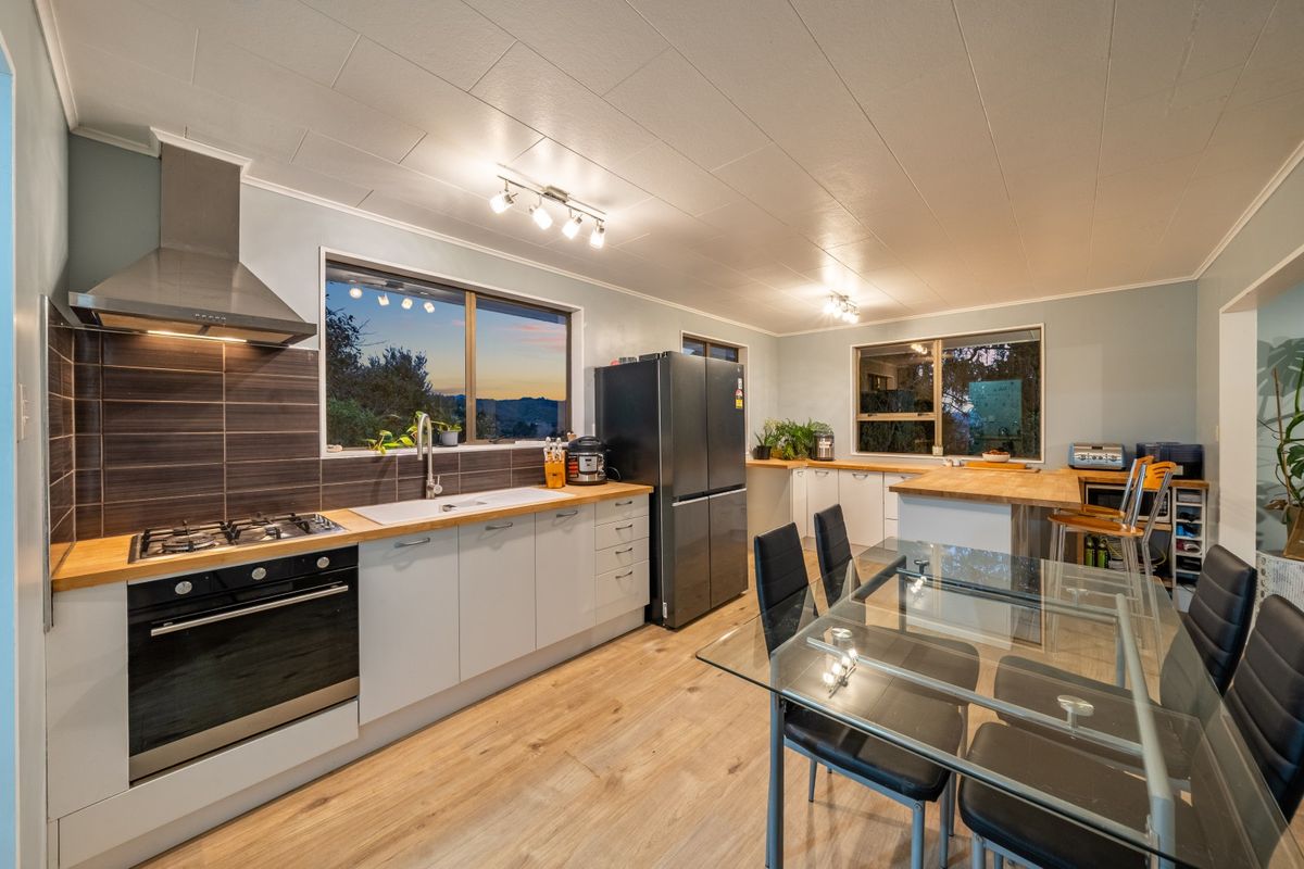 Stylish Upgrades & Sun-Soaked Living – pohled 3
