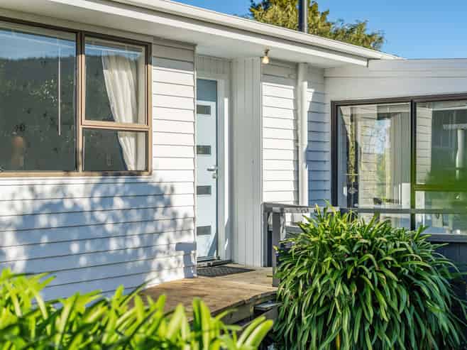 11 Roband Crescent, Brown Owl