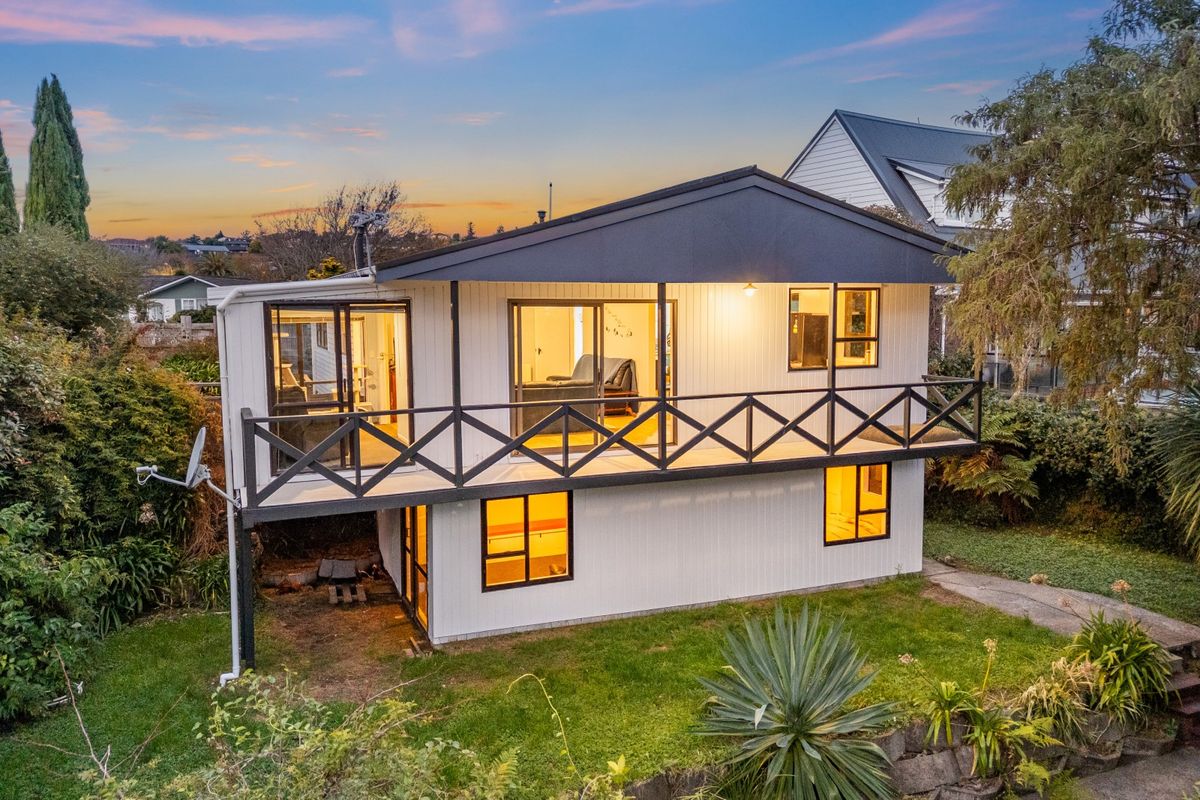 Stylish Upgrades & Sun-Soaked Living – pohled 5