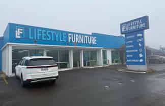 High-Profile Te Rapa Retail – 1,000m² (Can Split)