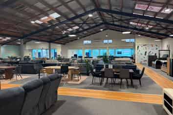 High-Profile Te Rapa Retail – 1,000m² (Can Split)