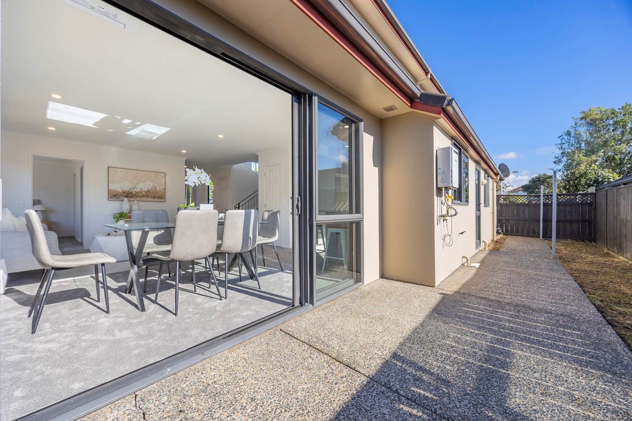 Home & Income Gem in BDSC Zone - Vista 4
