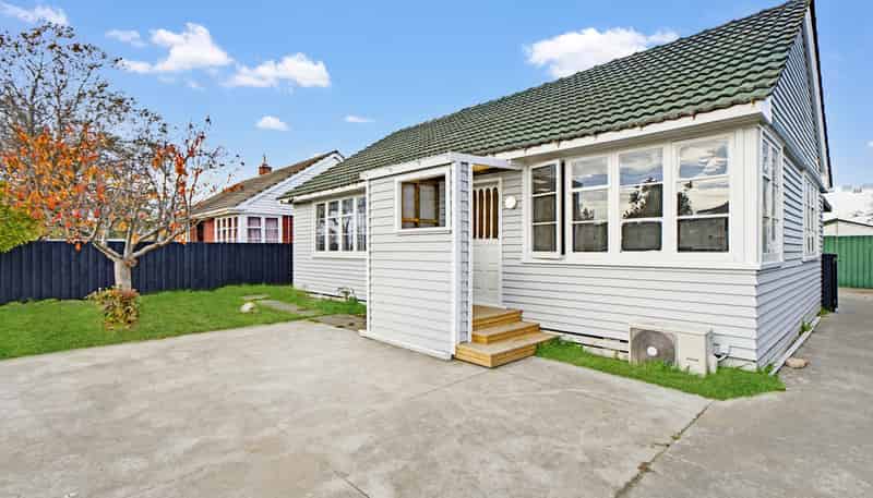 16 Boyne Avenue, Northcote