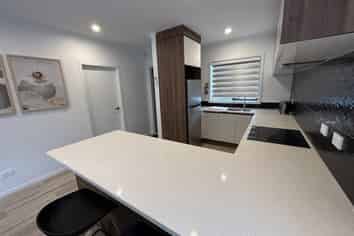 1A/23 Hibiscus Avenue, Hamilton Lake