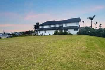 4 Palm View Terrace, Gulf Harbour