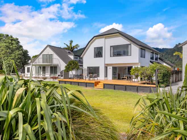 10 Ajax Head, Pauanui