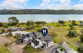 10 Ajax Head, Pauanui