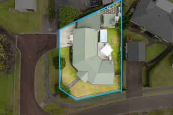 2 Lake Court, Pauanui