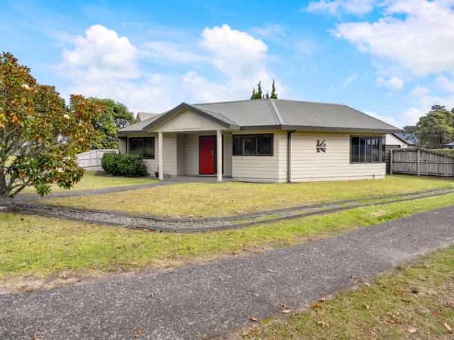2 Lake Court, Pauanui
