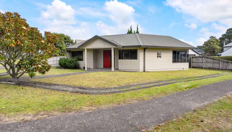 2 Lake Court, Pauanui