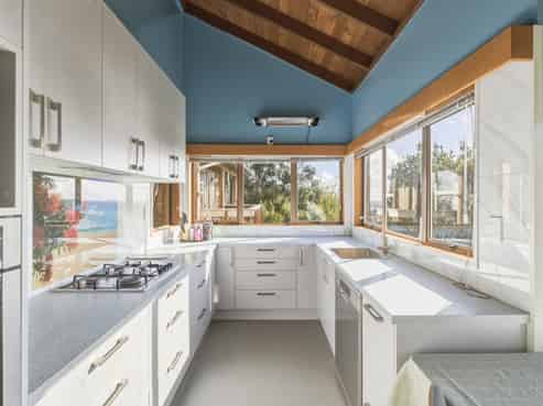 103 Mt View Road, Bastia Hill