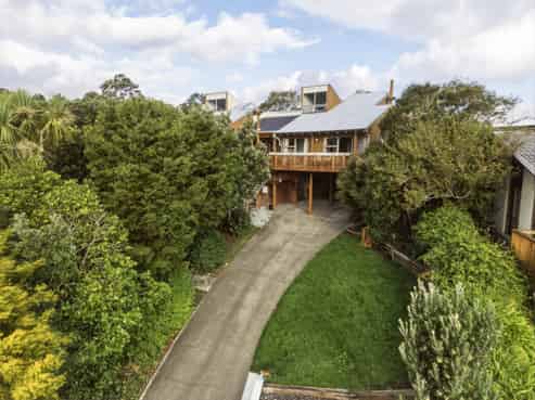 103 Mt View Road, Bastia Hill
