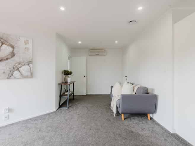50 Western Heights Drive, Western Heights