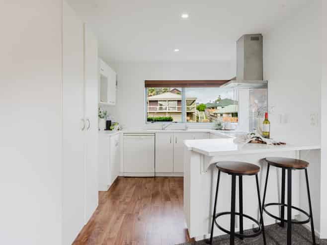 50 Western Heights Drive, Western Heights