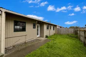 3/3 Thorn Place, Papatoetoe