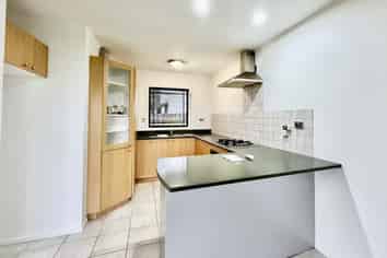 3/3 Thorn Place, Papatoetoe