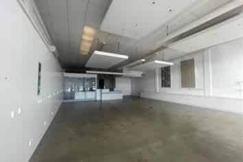 High Quality Devonport Retail